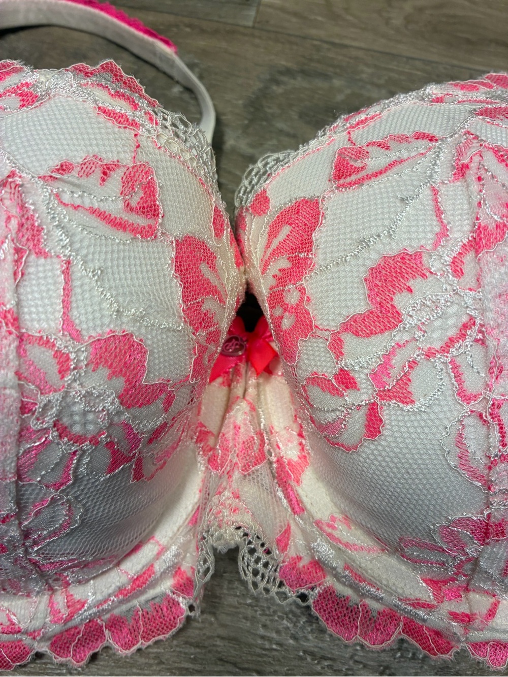 Victoria Secret Floral Lace Lined Demi Bra - Picture 11 of 11